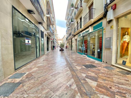 LOCAL COMERCIAL EN CALLE DURANES - MALAGA