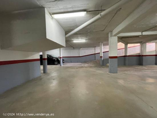 VENTA DE 2 PLAZAS DE GARAJE EN MOLLINA - MALAGA