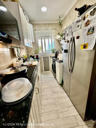 Apartamento de 3 Dormitorios Recién Reformado en Ciudad Jardín, Málaga - MALAGA