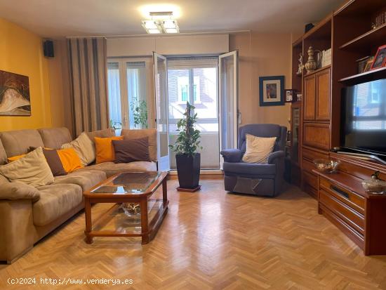  FANTASTICO DUPLEX EN A ZONA DE JOSE ZORRILLA - SEGOVIA 