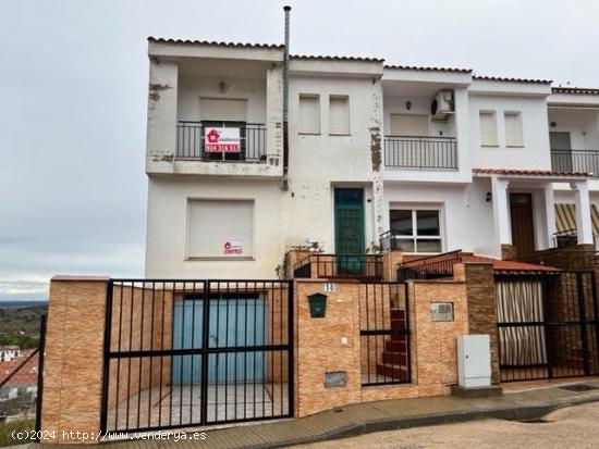 CASABANCO VENDE  VIVIENDA ADOSADA EN ALISEDA. - CACERES