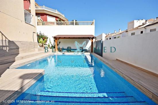 CHALET SEMIADOSADO CON PISCINA EN BOLNUEVO - MURCIA