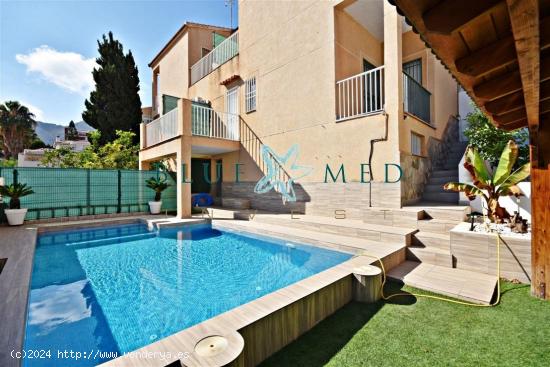 CHALET SEMIADOSADO CON PISCINA EN BOLNUEVO - MURCIA