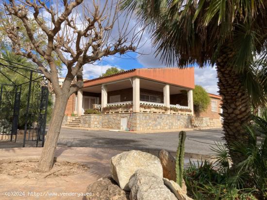 Se Vende en San Vicente del Raspeig - ALICANTE