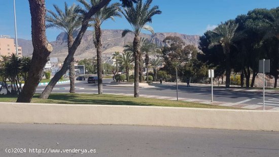 Local comercial en Venta en Campillo - Aguadulce