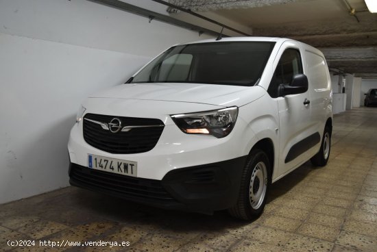 Opel Combo CARGO EXPRES 1.6 CDTI 100 CV IMPECABLE - Santa Coloma de Gramenet