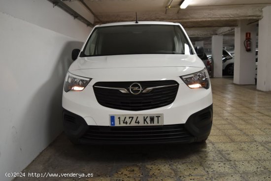 Opel Combo CARGO EXPRES 1.6 CDTI 100 CV IMPECABLE - Santa Coloma de Gramenet