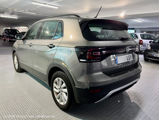 Volkswagen T-Cross 1.0 TSI 115cv Aut. Nacional. pocos KM. IVA deducible. - Barcelona