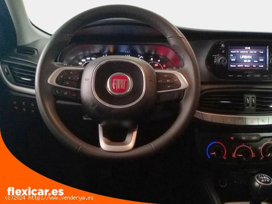 Fiat Tipo 1.6 Mirror 88kW (120CV) diesel Mjet 5P - Córdoba