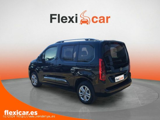 Toyota Proace City Verso 1.2 81kW (110CV) Family Active L1 - Badajoz