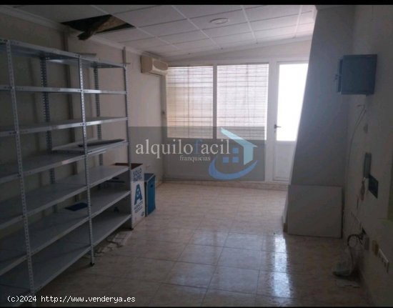 SE VENDE O ALQUILA CON OPCION A COMPRA ENTREPLANTA/TINTE/ 86 METROS/90000€