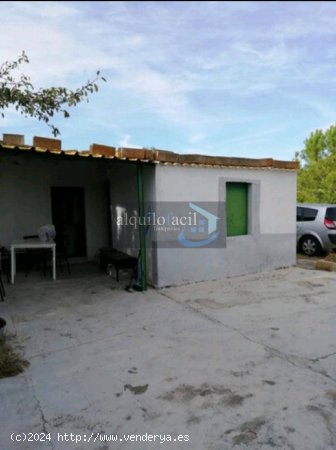 SE VENDE PARCELA RUSTICA EN CASICA OREA EN CARRETERA DE JAEN KM 5 / 2800 METROS/ PEQUEÑA CASA/ 8000