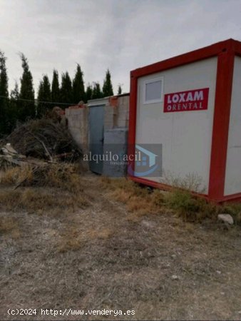 SE VENDE PARCELA RUSTICA EN CASICA OREA EN CARRETERA DE JAEN KM 5 / 2800 METROS/ PEQUEÑA CASA/ 8000