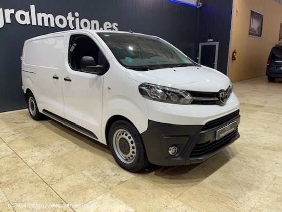 Toyota Proace 1.5D 120CV GX 1PL 2PT L1 - Sada