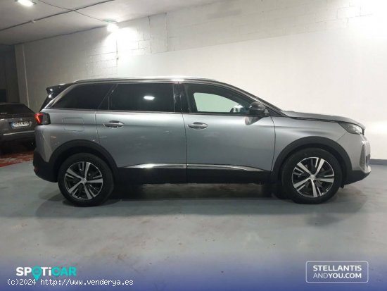 Peugeot 5008  1.2 PureTech 96KW S&S  EAT8 Allure Pack - Barcelona