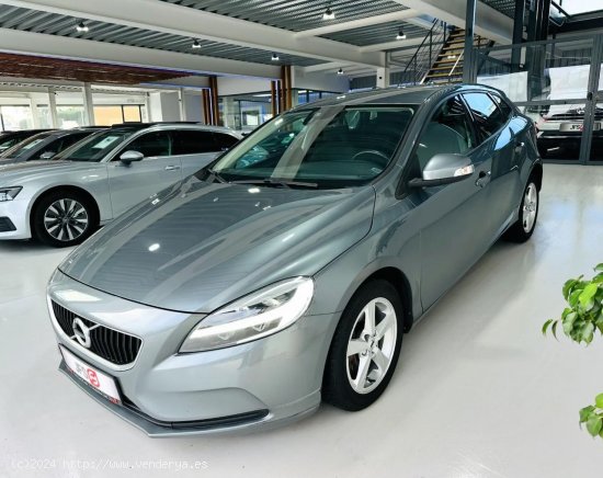 Volvo V40 2.0D 120 CV - Benalup