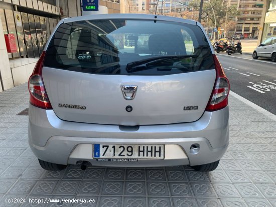 Dacia Sandero Ambiance dCi 75cv E5 - Barcelona