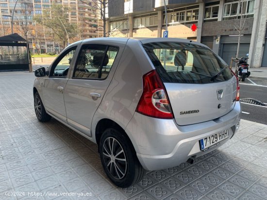 Dacia Sandero Ambiance dCi 75cv E5 - Barcelona