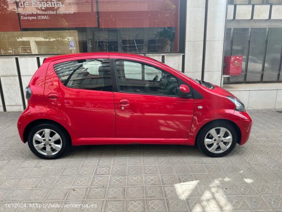 Toyota Aygo 1.0 VVT-i Connect - Barcelona