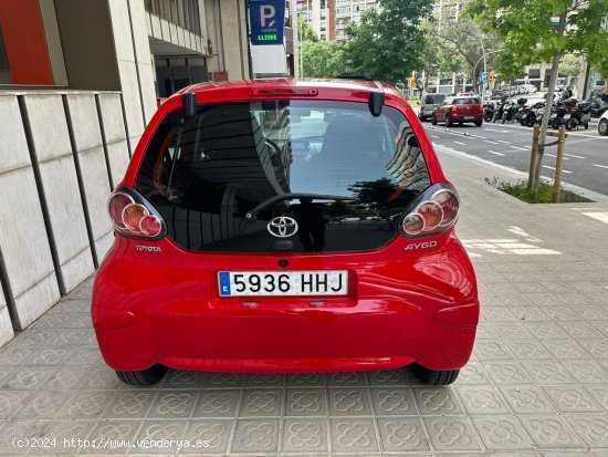 Toyota Aygo 1.0 VVT-i Connect - Barcelona