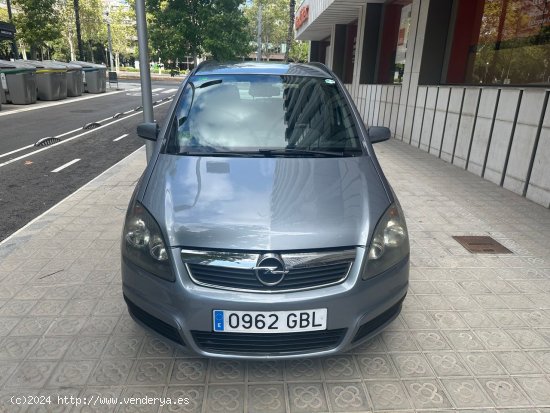 Opel Zafira 1.9 CDTi 120 CV Cosmo - Barcelona