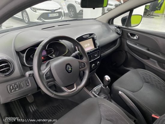 Renault Clio Limited Energy 0.9 TCe 90 (67kw) de 2019 con 73.000 Km por 13.300 EUR. en Malaga