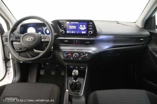 Hyundai i20 1.0 TGDI Klass 100 de 2023 con 15.414 Km por 18.990 EUR. en A Coruna