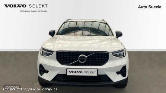 Volvo XC40 todoterreno 2.0 B3 PLUS DARK AUTO 5P de 2023 con 29.131 Km por 35.890 EUR. en Guipuzcoa