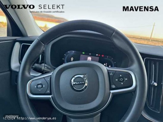 Volvo XC 60 XC60 Momentum Pro, B4 mild hybrid (diesel) de 2022 con 25.446 Km por 41.500 EUR. en Bada