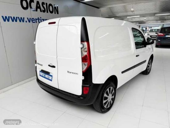 Renault Kangoo 1.5 DCI 75CV FURGON de 2017 con 189.000 Km por 8.600 EUR. en Guipuzcoa