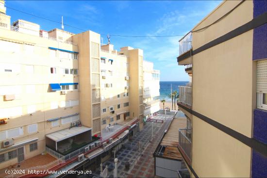  PISO EN VENTA 3 DORMITORIOS EN LA PLAYA DE LEVANTE DE BENIDORM - ALICANTE 