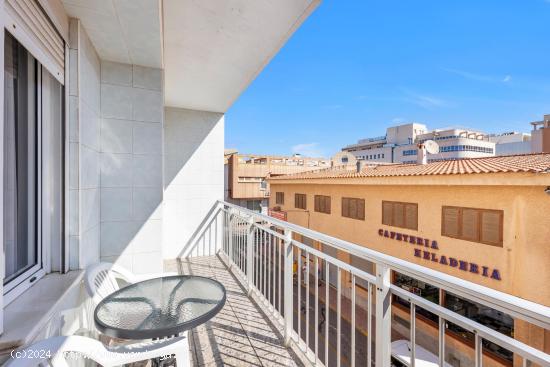 ¡Oportunidad! Apartamento de 3 dormitorios cerca de la playa y todos los servicios - ALICANTE