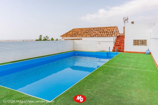  CHALET OBRA NUEVA DECLARADA CON TERRENO EN LA CAÑADA 168M2 + PISCINA + PARCELA 1.200M2 - ALMERIA 