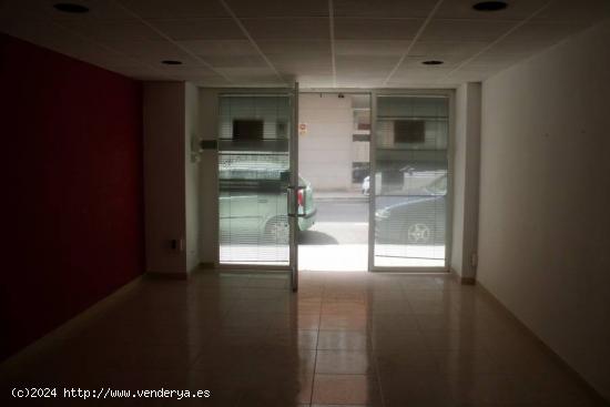 Local comercial en C/ Furs - Ontinyent - VALENCIA