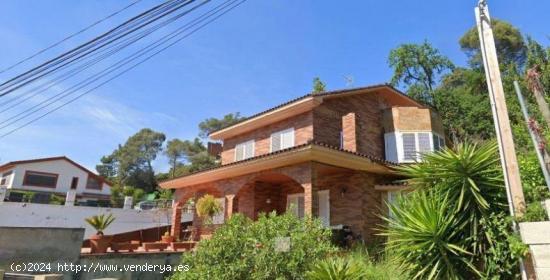 MARAVILLOSA CASA en Sant Fost de Campsentelles (Barcelona) - BARCELONA