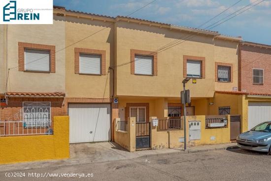 Casa adosada de 136 m² de 3 dormitorios en Chozas de Canales - TOLEDO