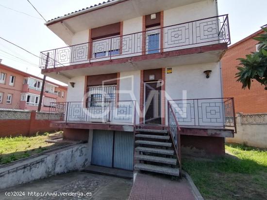  Casa en venta en la Florida de Santa Perpetua de Mogoda - BARCELONA 