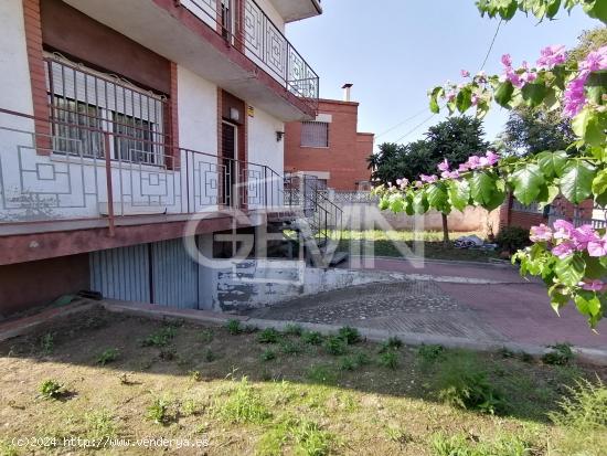 Casa en venta en la Florida de Santa Perpetua de Mogoda - BARCELONA