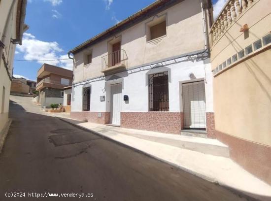 CASA EN VENTA EN EL ESPARRAGAL - MURCIA