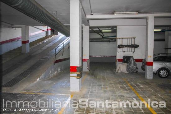  6 plazas de parking en venta en Pineda, zona Pueblo Nuevo - BARCELONA 