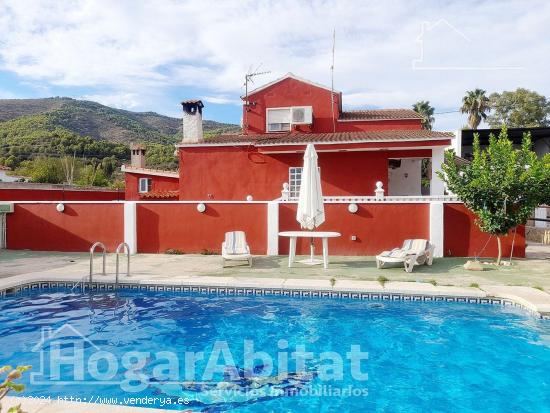 CHALET CON GARAJE, TERRAZA, PISCINA Y PARCELA - CASTELLON