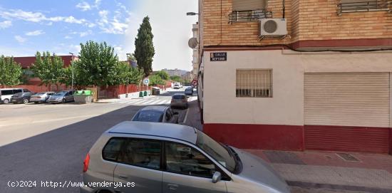 OPORTUNIDAD LOCAL COMERCIAL EN ZONA SUR DE MURCIA - MURCIA