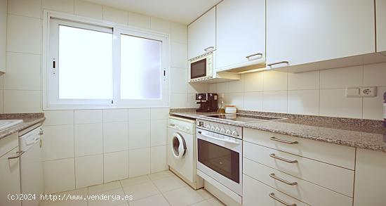 APARTAMENTO CON PISCINA EN AVENIDA ARAGON - VALENCIA