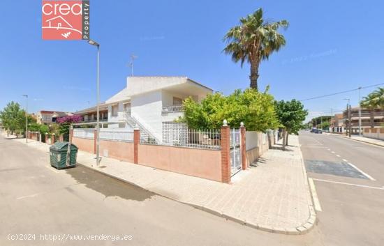 AMPLIO BUNGALOW DE 3 DORMS EN 1ª PLANTA CON APARCAMIENTO PRIVADO EN LA ZONA DE LOS NAREJOS - MURCIA