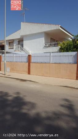 AMPLIO BUNGALOW DE 3 DORMS EN 1ª PLANTA CON APARCAMIENTO PRIVADO EN LA ZONA DE LOS NAREJOS - MURCIA