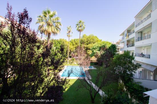 Piso con piscina en Sitges playa - BARCELONA