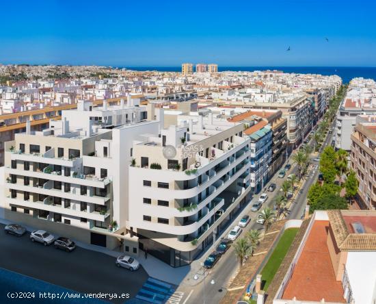 Exclusivo complejo de apartamentos a 300 metros de la playa. Torrevieja - ALICANTE