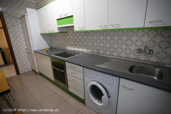 PISO DE 130m2 JUNTO A MERCADONA DE  4 DORMITORIOS, CON 2 BAÑOS Y ASCENSOR - CIUDAD REAL