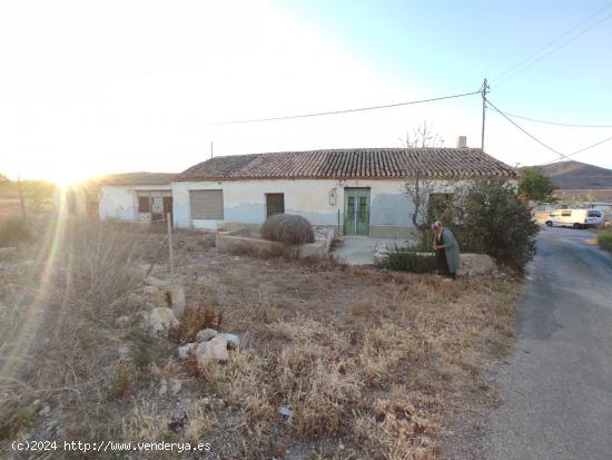 Tallante  CASA CON PARCELA - MURCIA