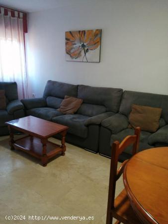  APARTAMENTO EN ARMILLA JUNTO A LA IGLESIA SAN MIGUEL - GRANADA 